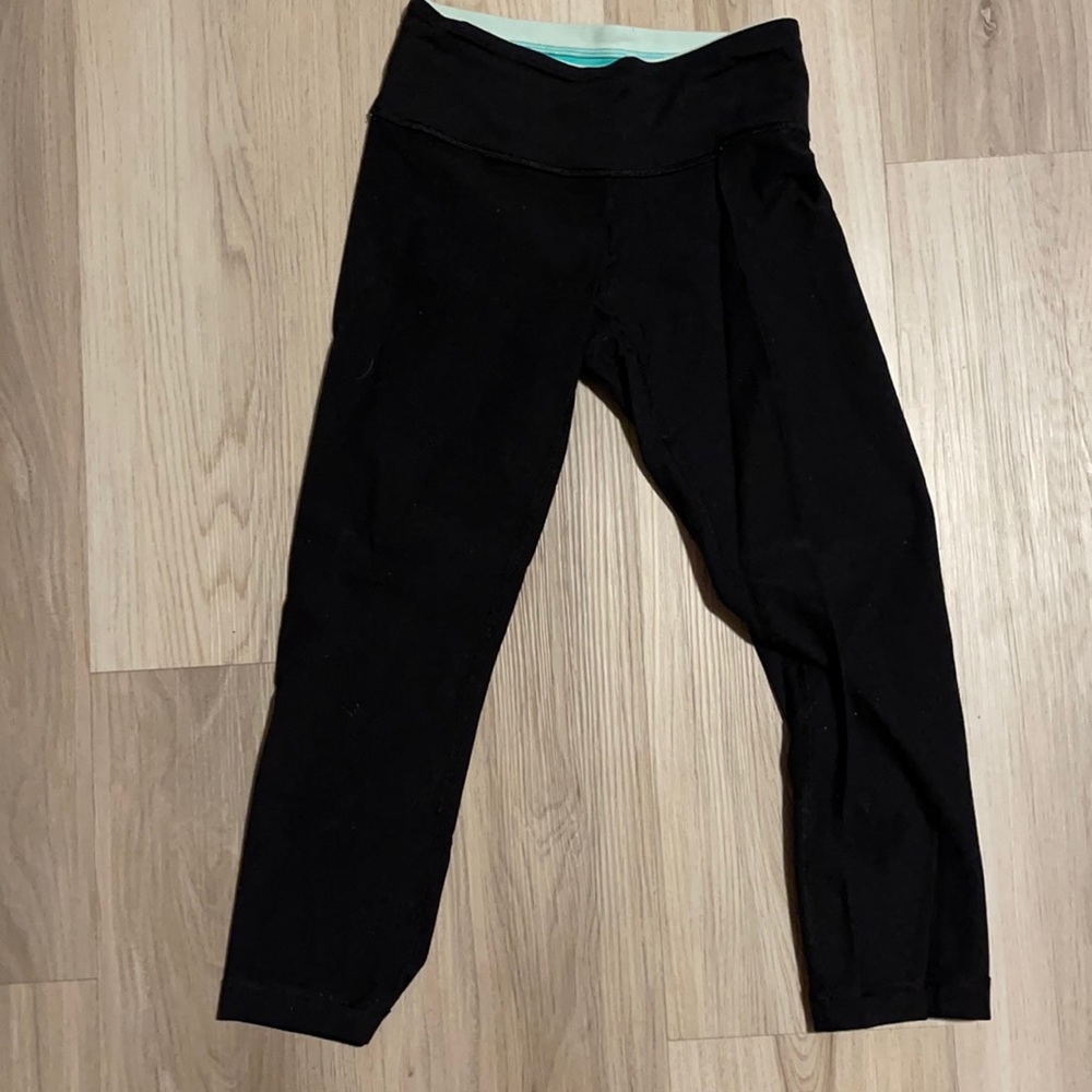 lulu lemon cropped leggings